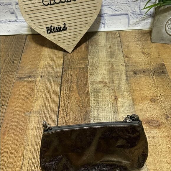 Coach Metallic Leather Pleated Medium Wristlet Clutch Silver/Pewter - Picture 13 of 14